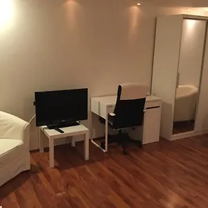 Apartament Garsoniera Zona Baneasa, Bucureşti